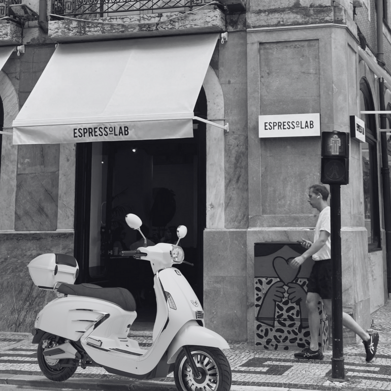 Electric Mopeds in Australia – ROLL'N